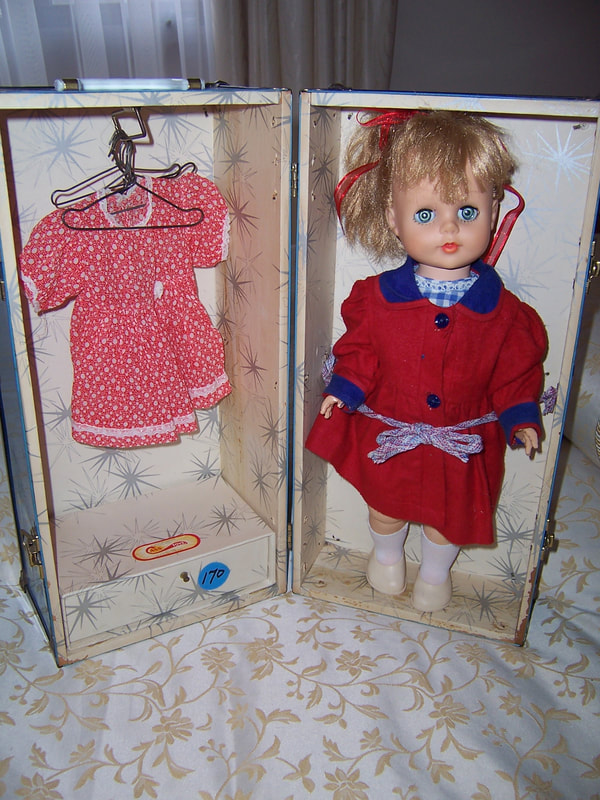 Doll Wardrobe Trunk, 1970s